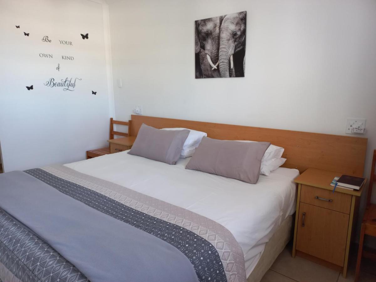 Come Home In Oudtshoorn Self-Catering Units Екстериор снимка