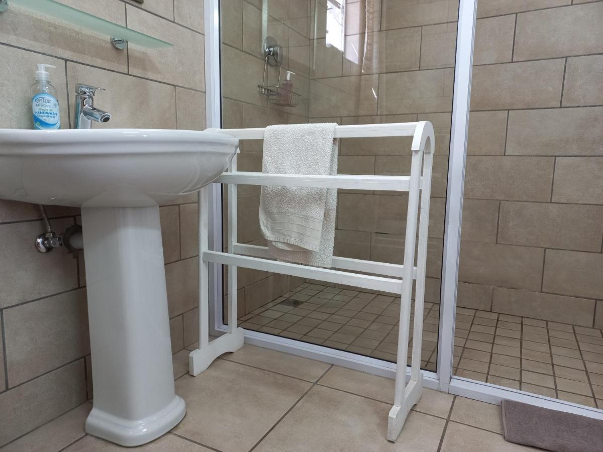 Come Home In Oudtshoorn Self-Catering Units Екстериор снимка