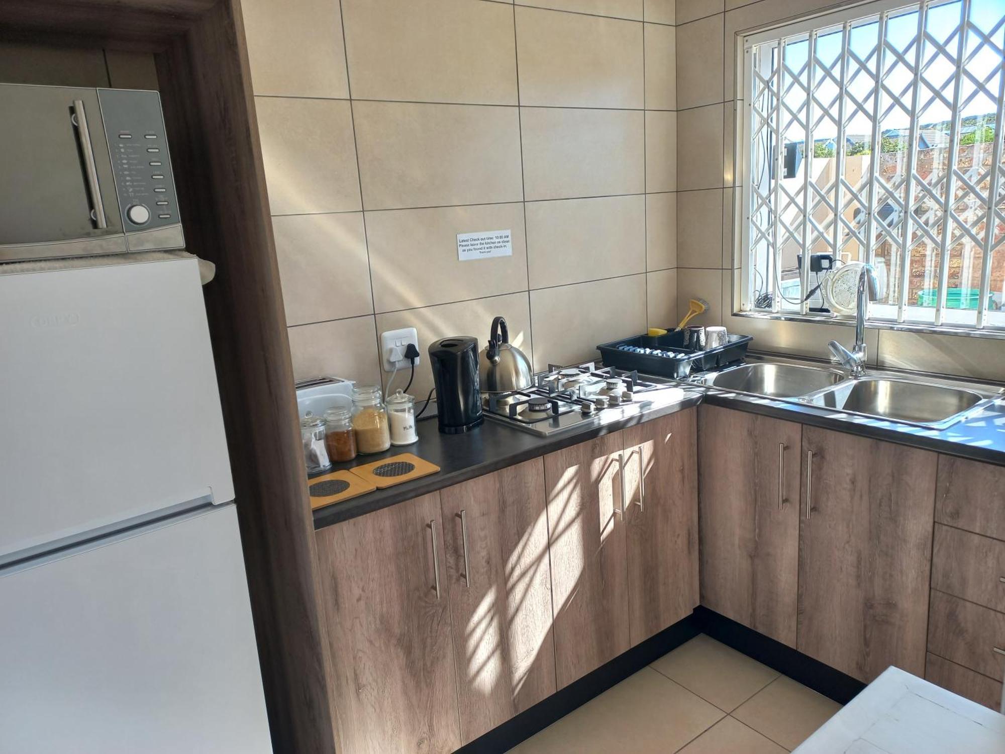 Come Home In Oudtshoorn Self-Catering Units Екстериор снимка
