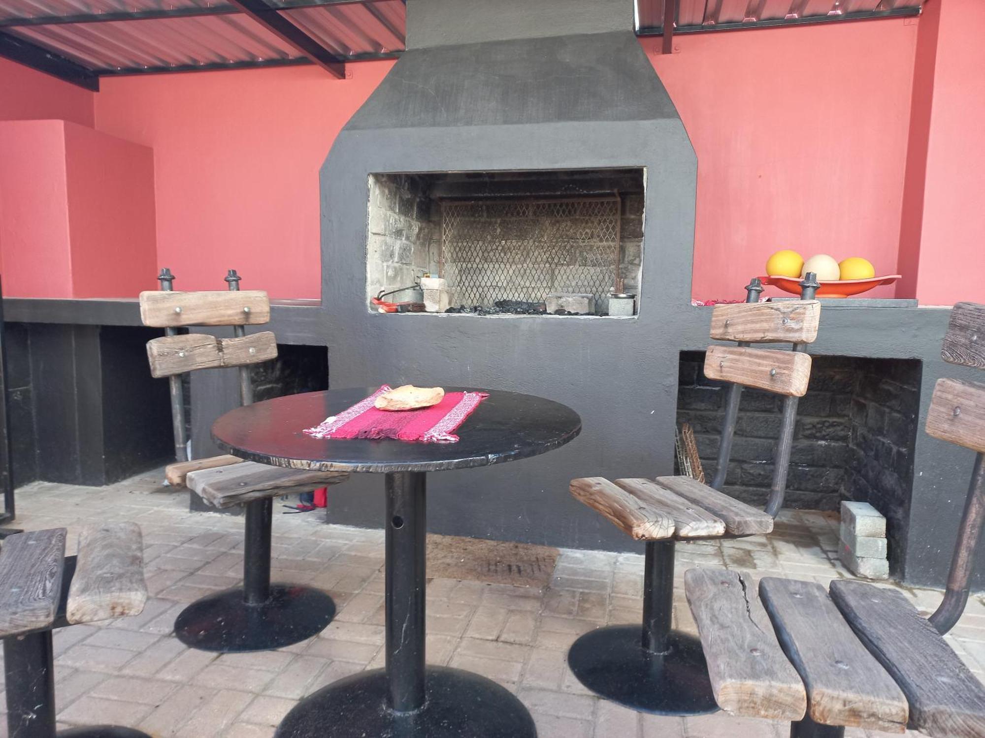 Come Home In Oudtshoorn Self-Catering Units Екстериор снимка
